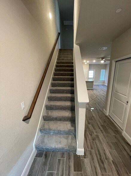 More Photos Of 13109 Reid Mdws, San Antonio Apartments For Sale