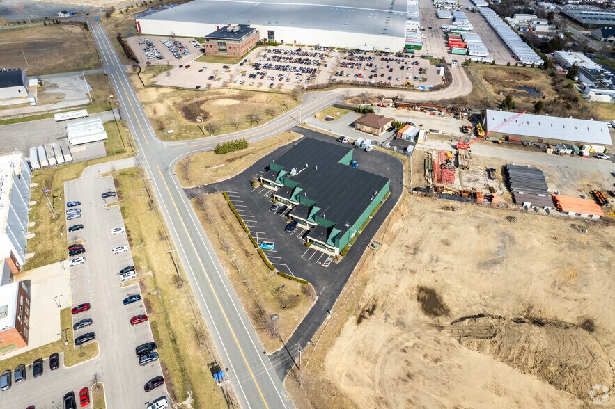 More Photos Of 315 Commerce Park Rd, North Kingstown Warehouse For Lease