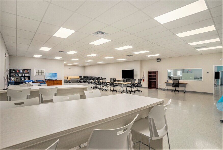 More Photos Of 3238 W Germantown Pike, Eagleville Medical For Lease