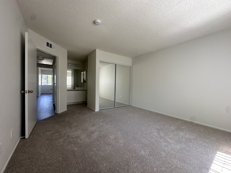 More Photos Of 3911 Verdugo Rd, Los Angeles Apartments For Sale
