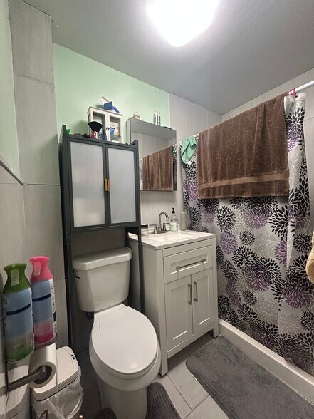More Photos Of 661 Central Ave, Brooklyn Storefront Retail Residential For Sale