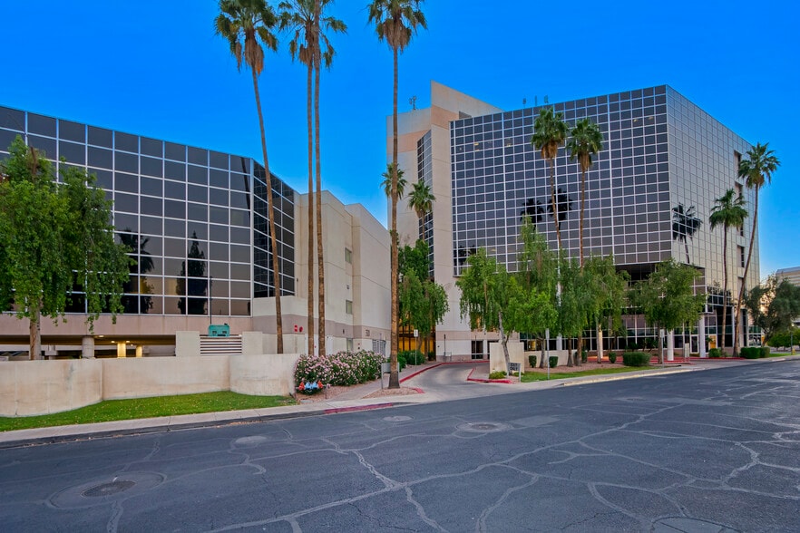 Primary Photo Of 3320 N 2nd St, Phoenix Medical For Lease