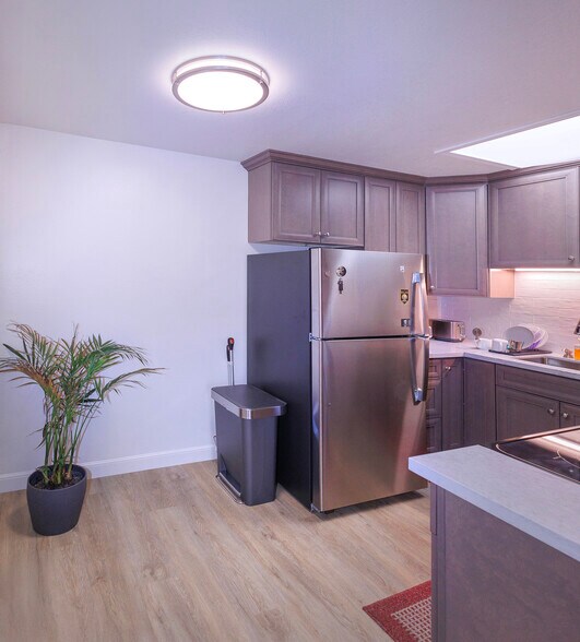 More Photos Of 432 Richmond Dr, Millbrae Apartments For Sale