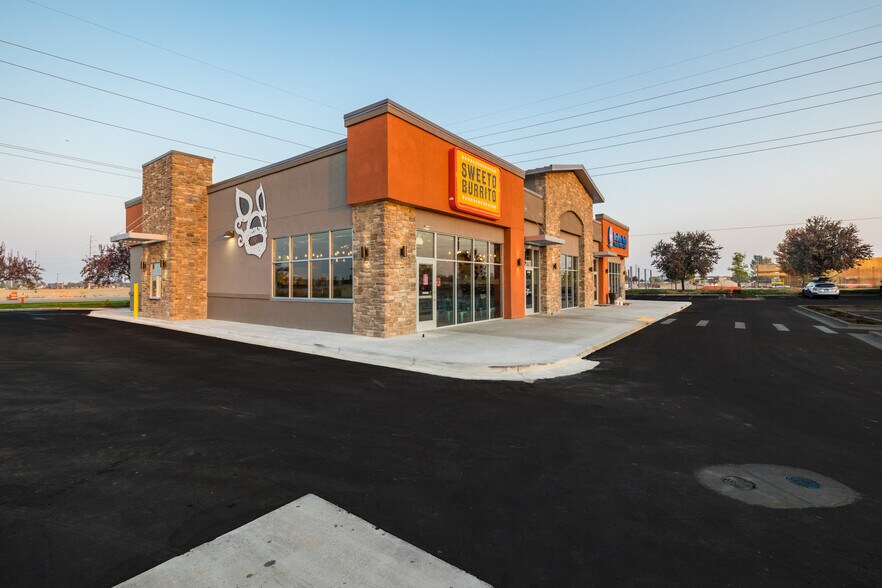 More Photos Of 3110 W Quintale Dr, Meridian General Retail For Lease