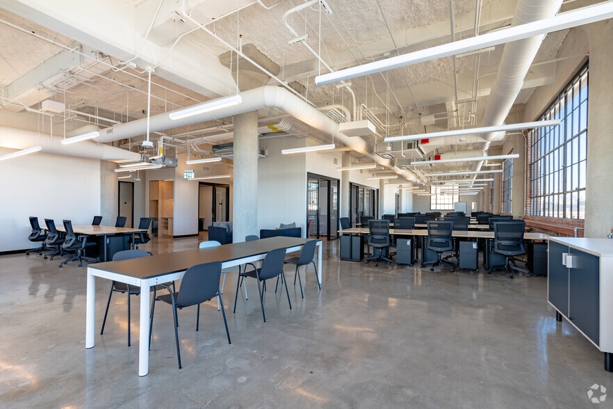 More Photos Of 1019 E 4th Pl, Los Angeles Loft Creative Space For Lease