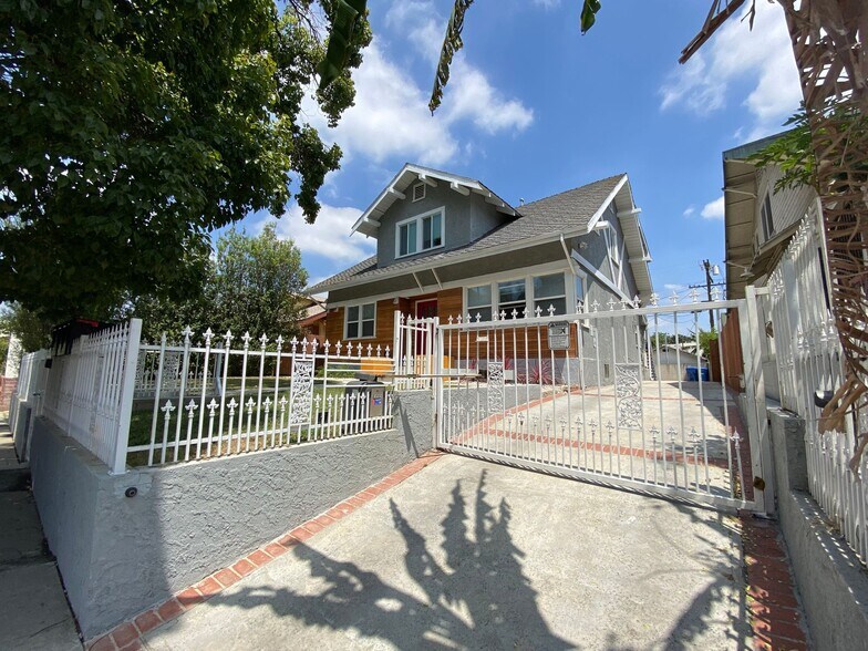 More Photos Of 208 N Coronado St, Los Angeles Apartments For Sale