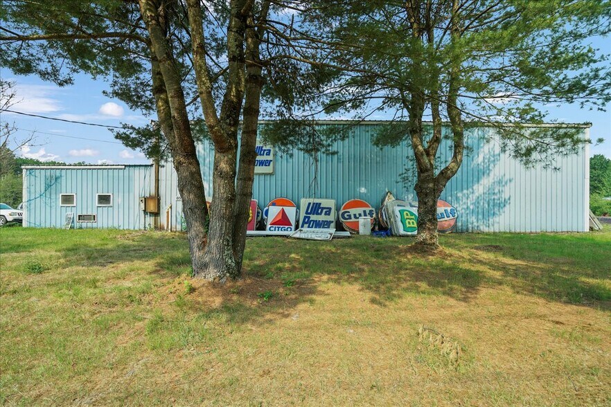 More Photos Of 85 Kaufman Rd, Monticello Distribution For Sale