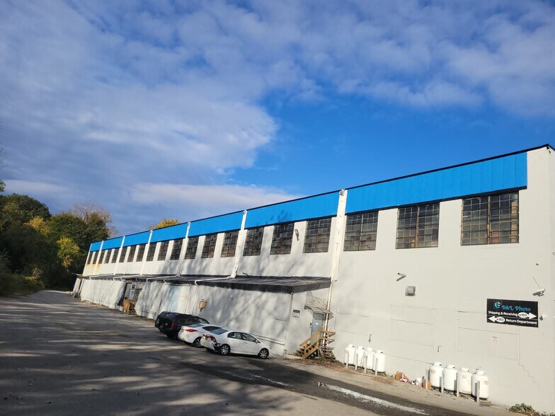 Primary Photo Of 73 Bridge St, Newburgh Warehouse For Lease