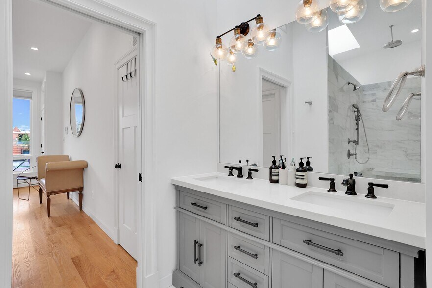 More Photos Of 1823 Kalorama Rd NW, Washington Apartments For Sale