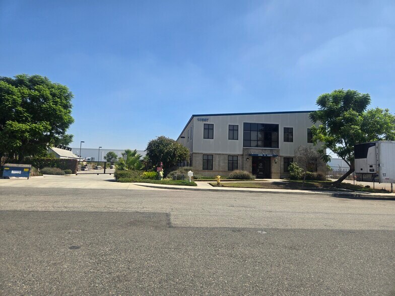 More Photos Of 10409 Alder Ave, Bloomington Warehouse For Sale