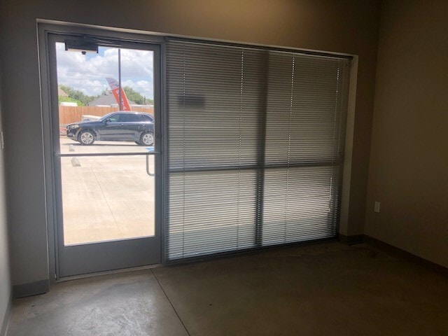 More Photos Of 15500 Voss Rd, Sugar Land Unknown For Sale