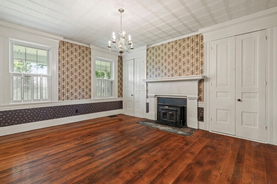 More Photos Of 29614 Tarlton Adelphi Rd, Laurelville Hospitality For Sale