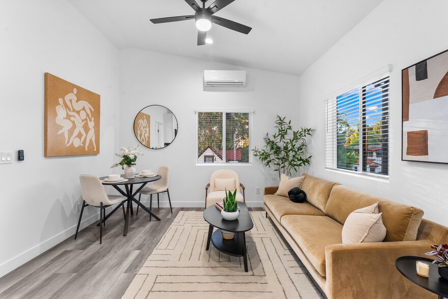 More Photos Of 832 Desty St, San Diego Apartments For Sale