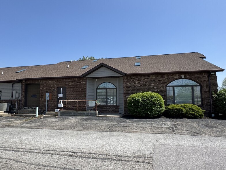 More Photos Of 160 Sagamore Pky W, West Lafayette Office For Lease