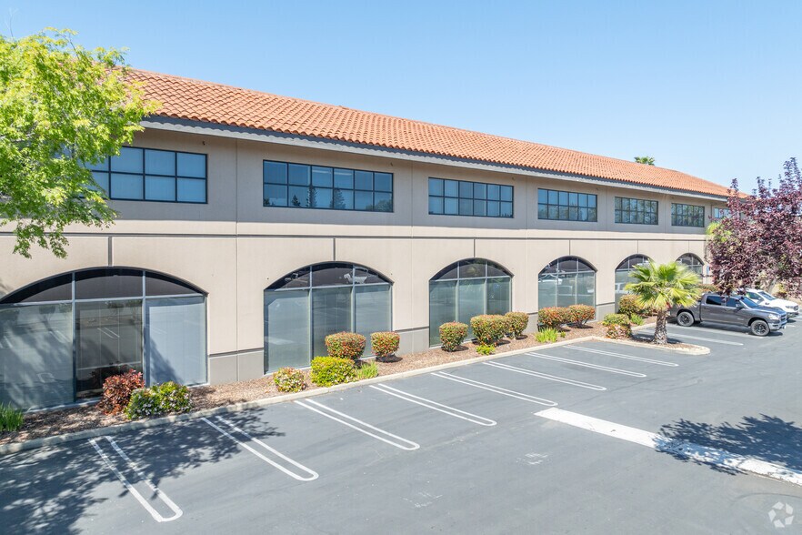 More Photos Of 2901 Sunrise Blvd, Rancho Cordova Unknown For Lease