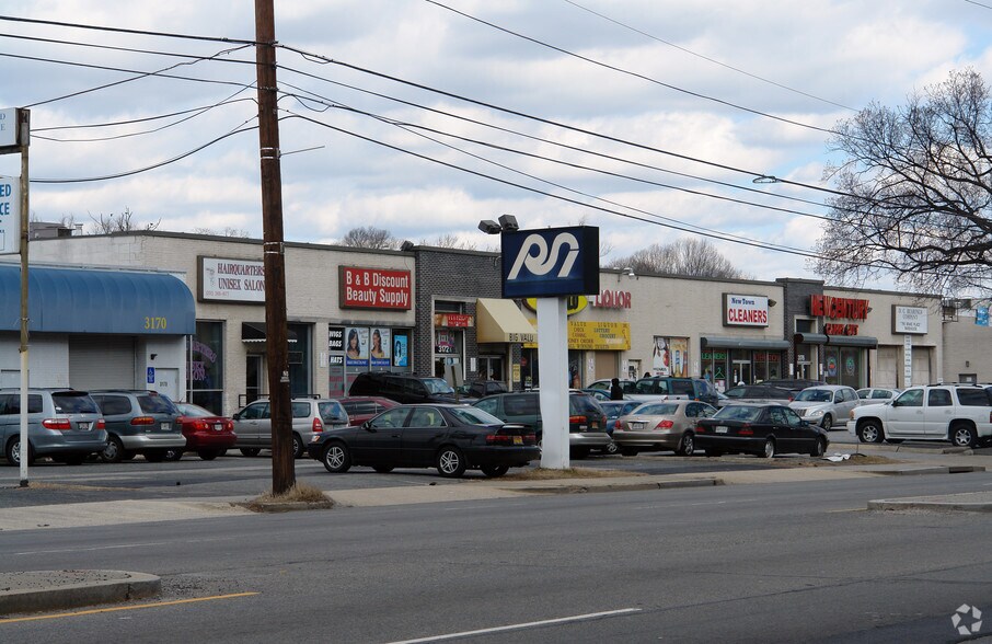 More Photos Of 3172-3182 Bladensburg Rd NE, Washington Storefront For Lease