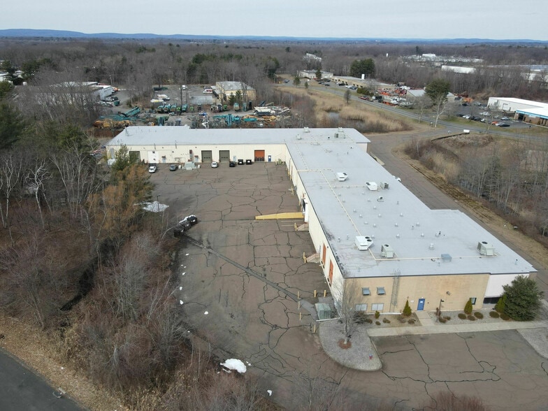 More Photos Of 250 Nutmeg Rd S, South Windsor Warehouse For Sale