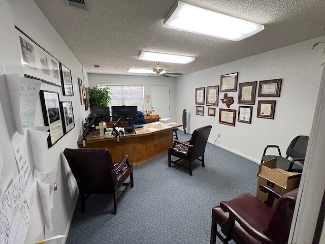 More Photos Of 907 S Main St, Copperas Cove Office For Sale