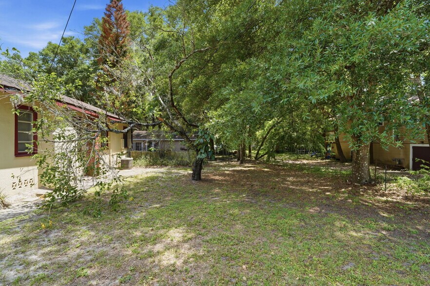 More Photos Of 718 E New York Ave, Deland Specialty For Sale