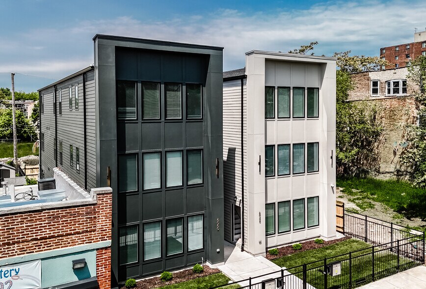 More Photos Of 6050 Eberhart ave, Chicago Apartments For Sale