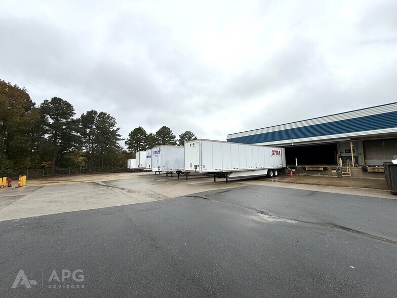 More Photos Of 2700 Yonkers Rd, Raleigh Warehouse For Lease