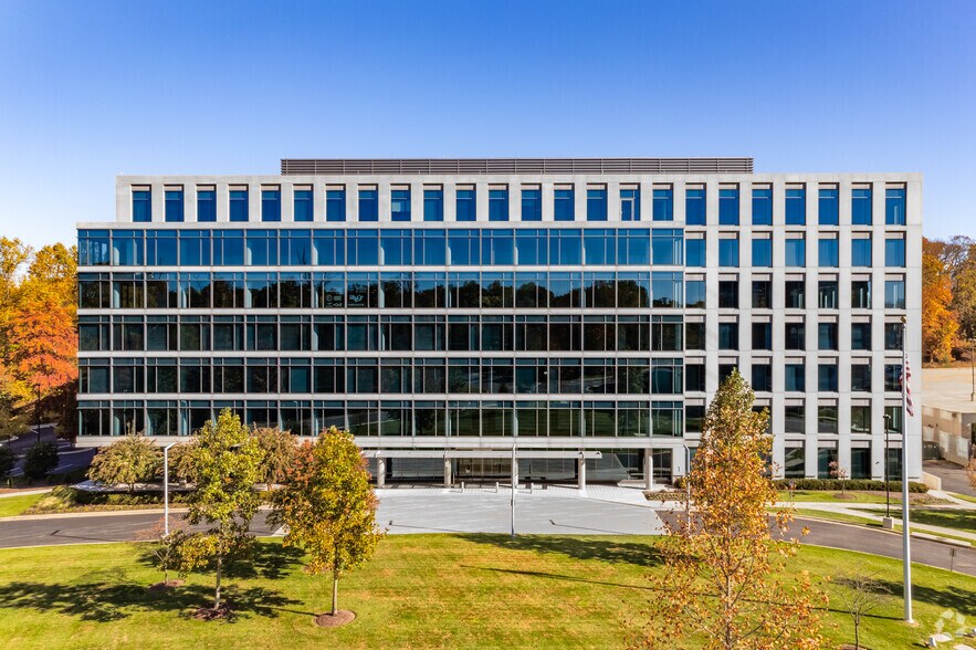 More Photos Of 1 Preserve Pky, Rockville Office For Lease