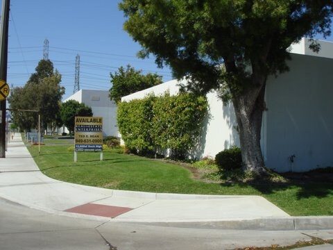 More Photos Of 1307-1347 W Trenton Ave, Orange Warehouse For Lease