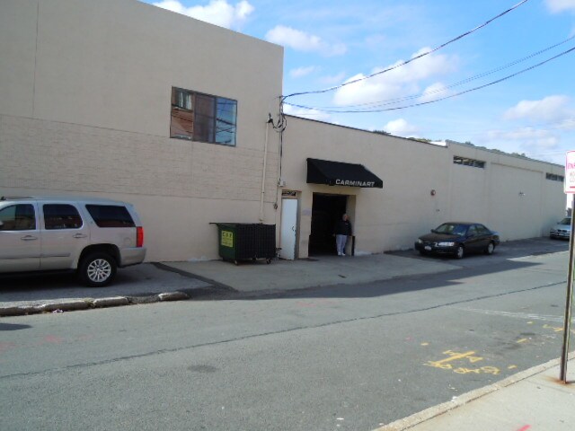 More Photos Of 61 N Central Ave, Elmsford Showroom For Sale