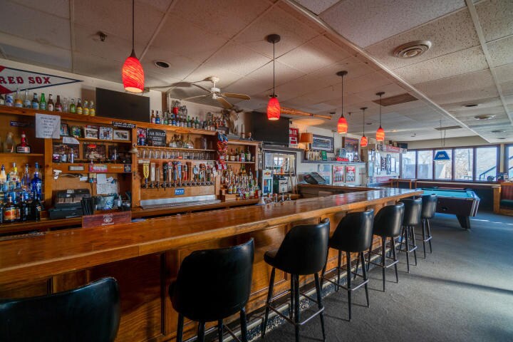 More Photos Of 275 Main St, Rockland Bar For Sale