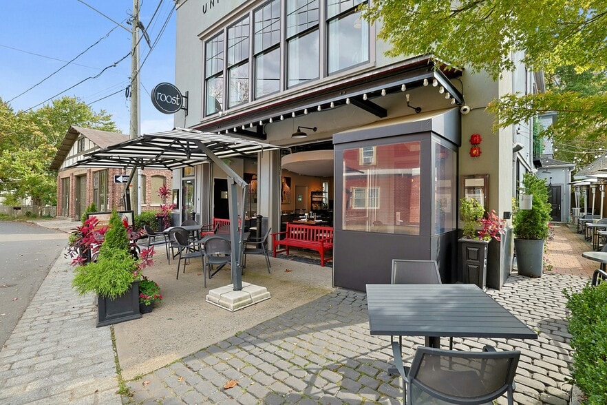 More Photos Of 2 Union St, Sparkill Storefront For Sale