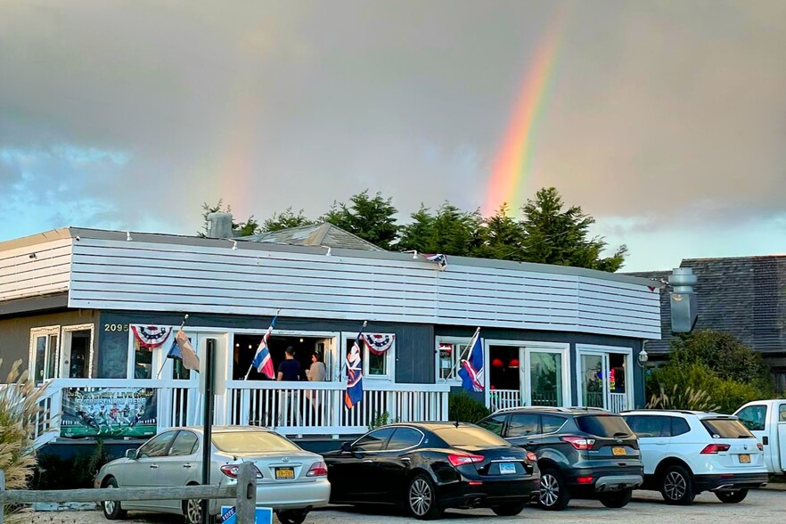 Primary Photo Of 2095 Montauk Hwy, Amagansett Restaurant For Lease