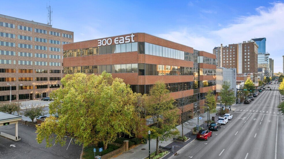 Primary Photo Of 300 E Main St, Lexington Office For Sale