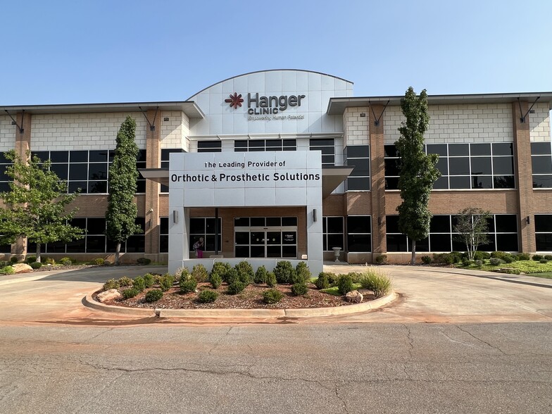 Primary Photo Of 4207 W Memorial, Oklahoma City Medical For Lease