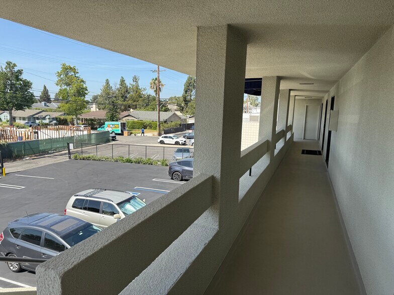 More Photos Of 144-148 E Foothill Blvd, Arcadia Office For Sale