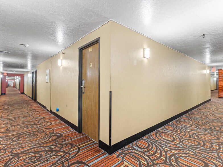 More Photos Of 4333 E Mulberry St, Fort Collins Hotel For Sale