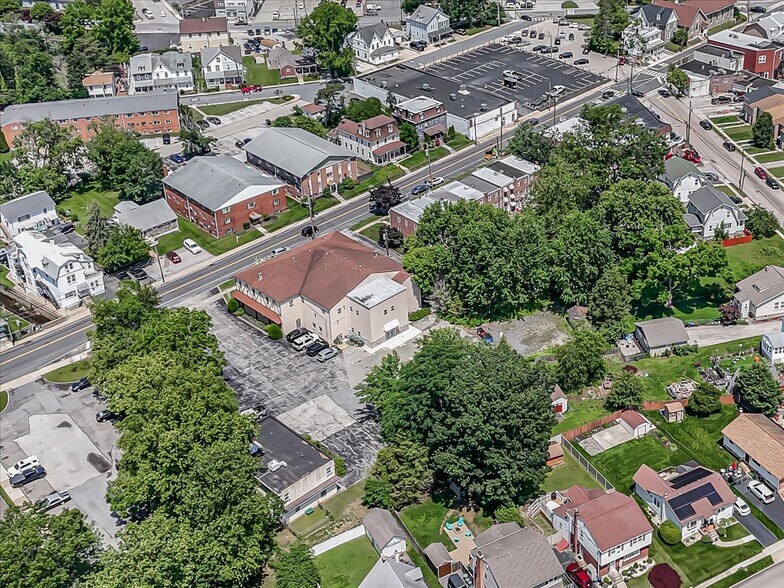 More Photos Of 61 S Morton Ave, Morton Medical For Lease