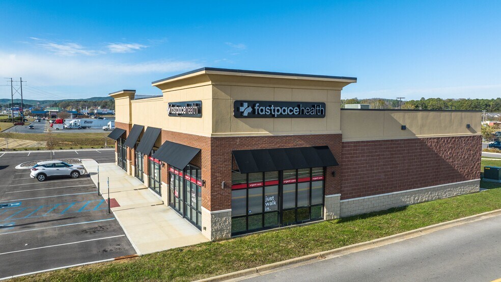 More Photos Of 41375 US Highway 280, Sylacauga Storefront For Lease
