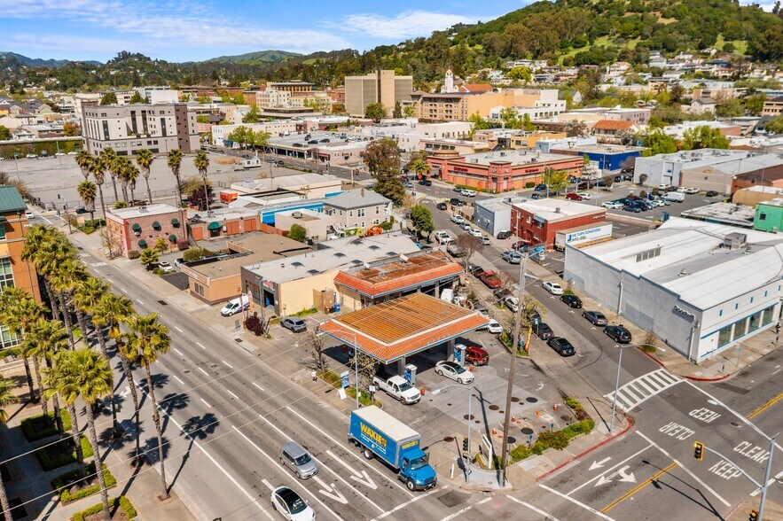 More Photos Of 820 2nd St, San Rafael Service Station For Sale