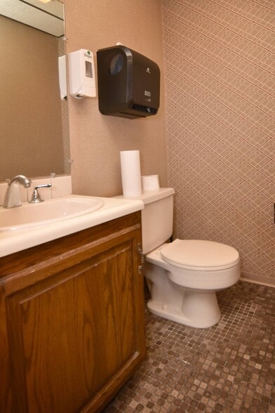 More Photos Of 862 Charles St, Providence Medical For Sale