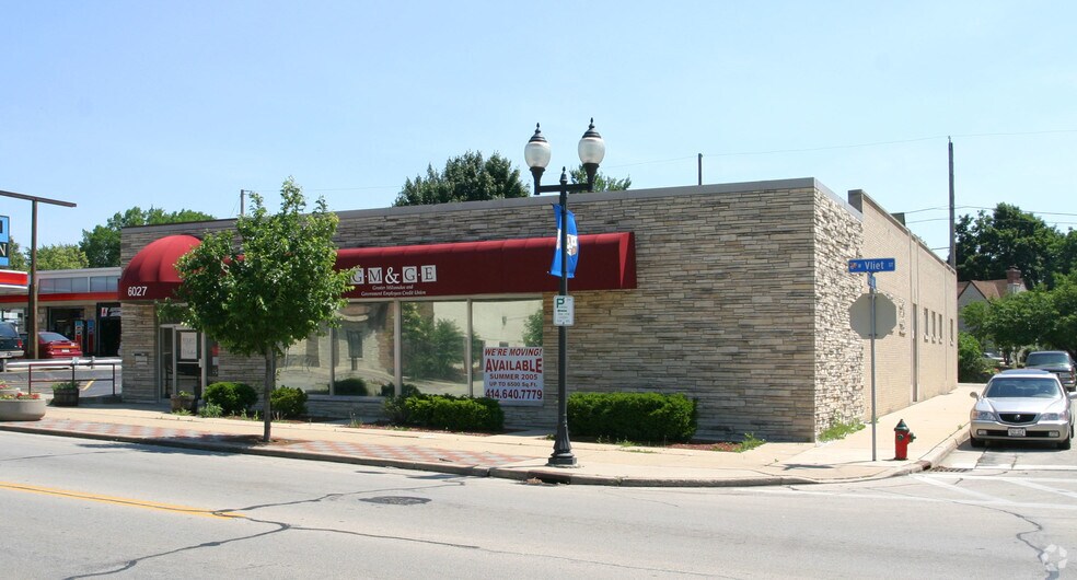 More Photos Of 6027 W Vliet St, Milwaukee Storefront Retail Office For Sale