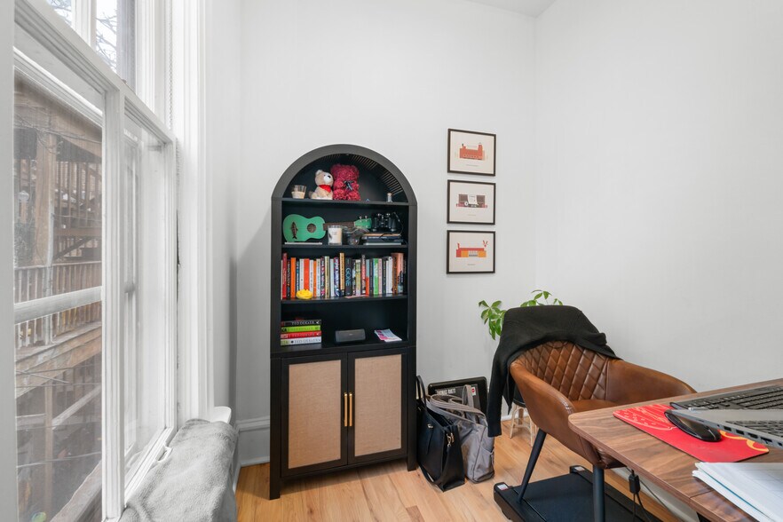 More Photos Of 1133 N Winchester Ave, Chicago Apartments For Sale