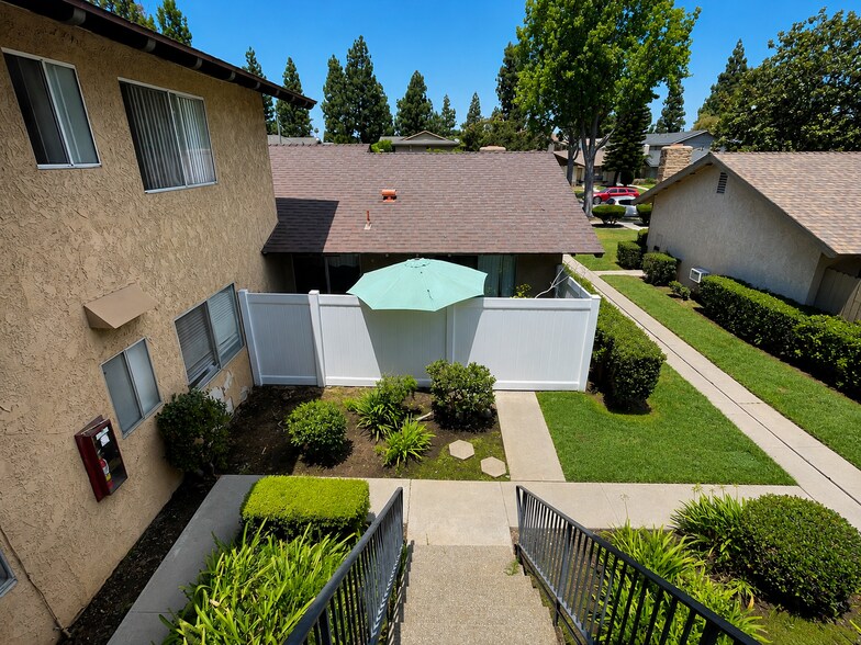 More Photos Of 2236 Franzen Ave, Santa Ana Multifamily For Sale