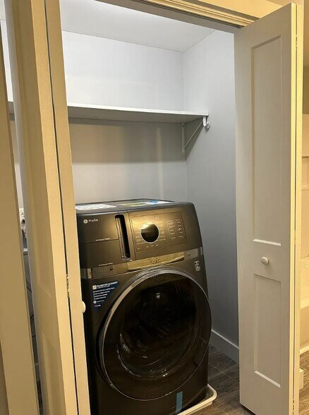 More Photos Of 12 Washington St, Biddeford Apartments For Sale