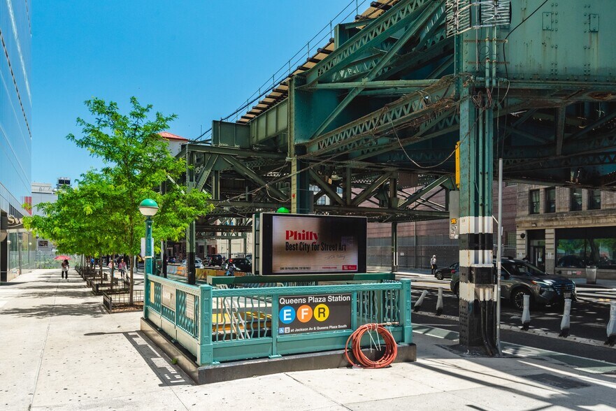 More Photos Of , Long Island City General Retail For Sale