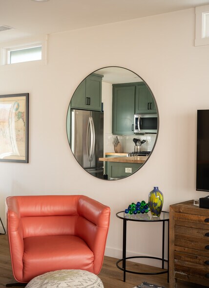 More Photos Of 4852 S Centinela Ave, Los Angeles Multifamily For Sale