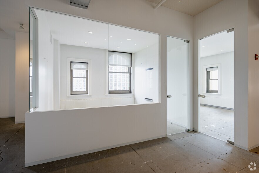 Photo of 17th Floor Ste 1750