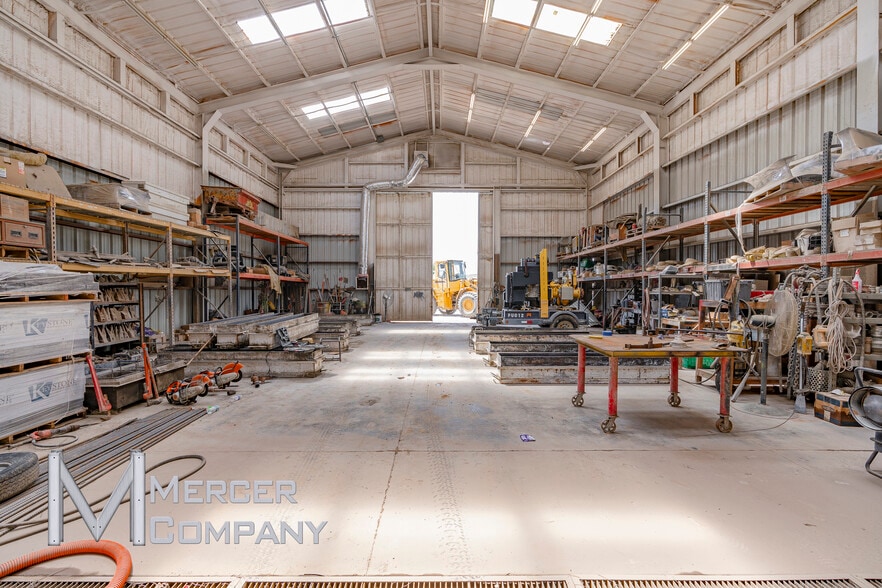 More Photos Of 420 S Dick Price Rd, Kennedale Warehouse For Sale