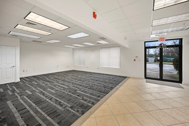 More Photos Of 2465 Main St, Atlanta Medical For Sale