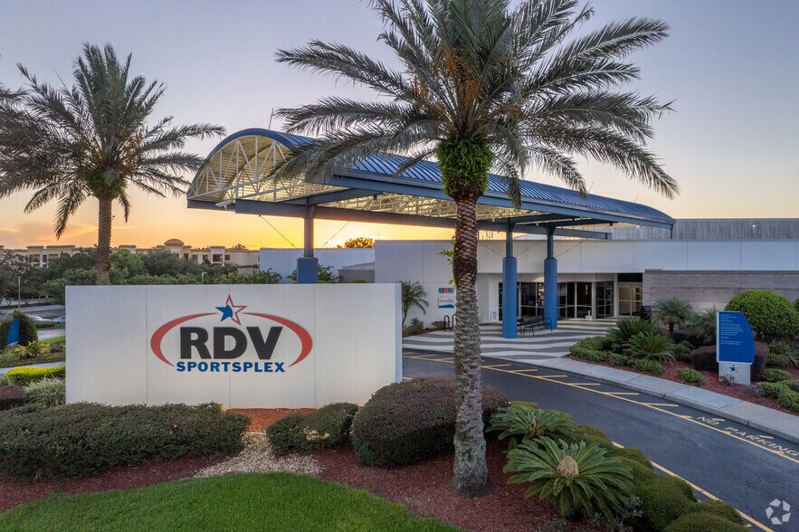 Primary Photo Of 8701 Maitland Summit Blvd, Orlando Health Club For Lease