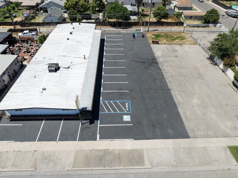 More Photos Of 1312 Robertson Blvd, Chowchilla Religious Facility For Sale